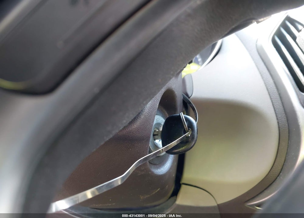 2012 HYUNDAI TUCSON VIN: KM8JU3ACXCU466515