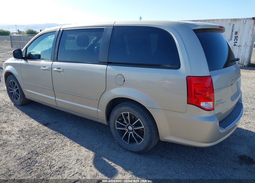 2015 DODGE GRAND CARAVAN R/T VIN: 2C4RDGEG5FR585070