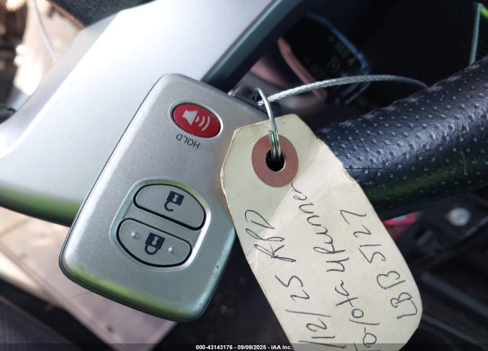 2014 TOYOTA 4RUNNER VIN: JTEBU5JR6E5183983