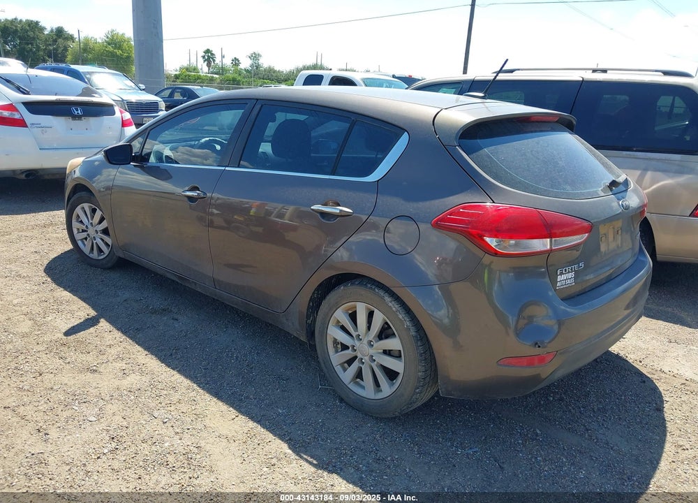 2015 KIA FORTE VIN: KNAFX5A83F5273420