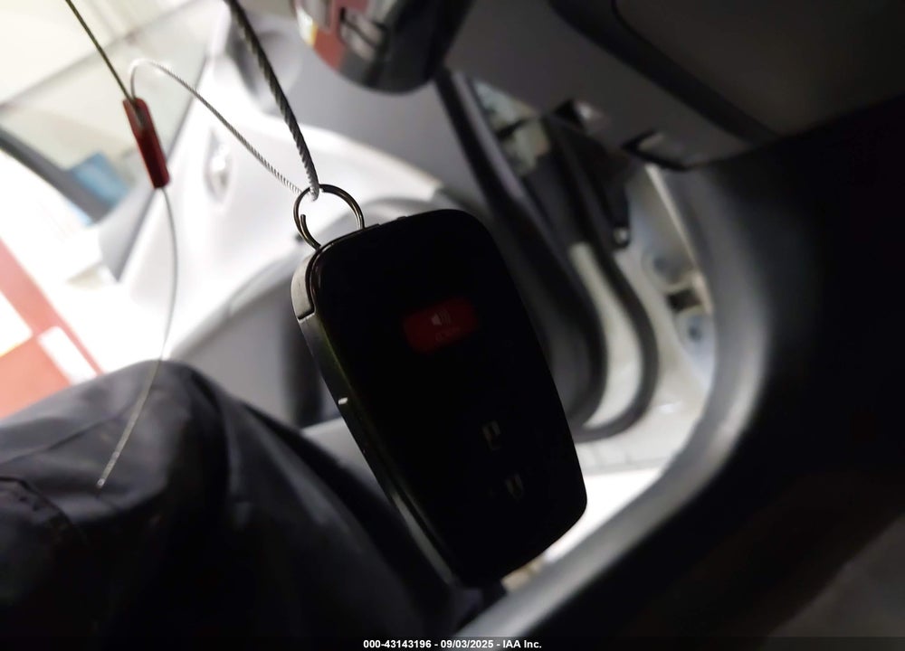 2016 TOYOTA PRIUS VIN: JTDKARFU4G3010673