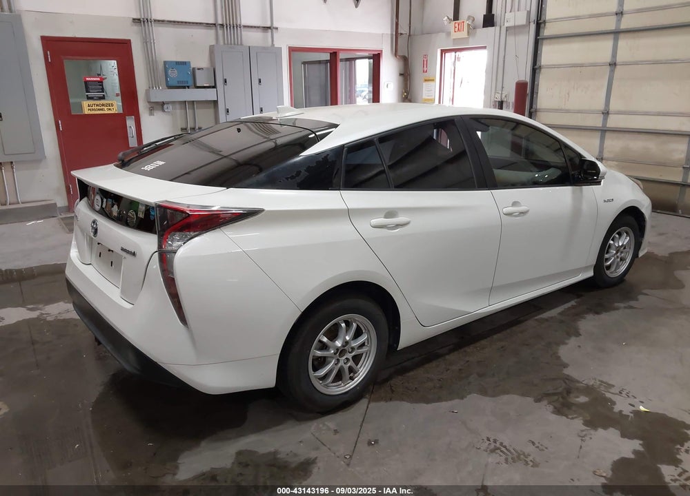 2016 TOYOTA PRIUS VIN: JTDKARFU4G3010673