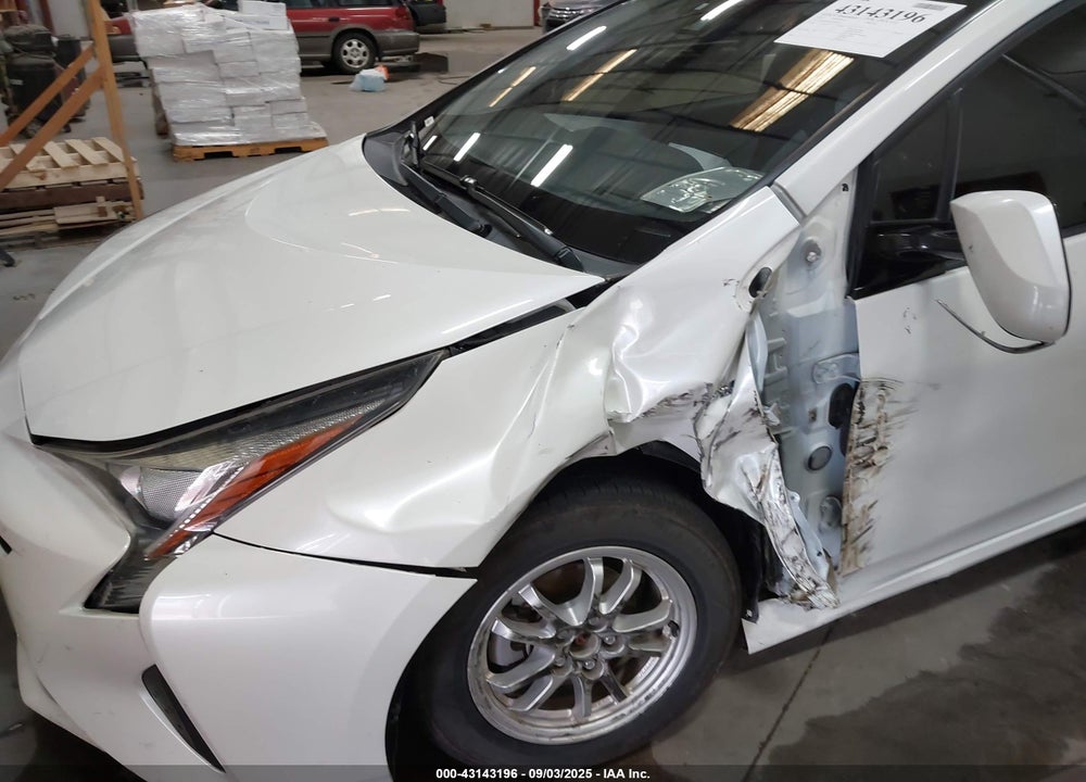 2016 TOYOTA PRIUS VIN: JTDKARFU4G3010673