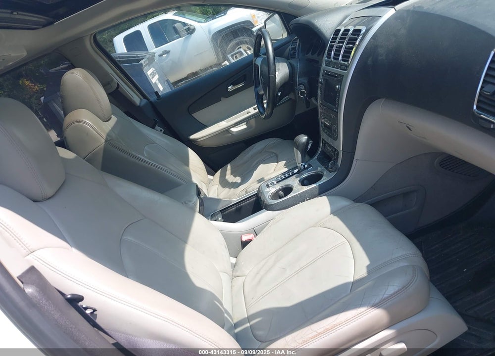 2008 GMC ACADIA VIN: 1GKEV33778J286022