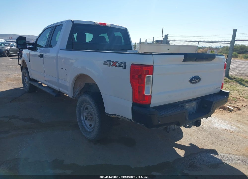 2017 FORD F-250 VIN: 1FT7X2B69HEF18257