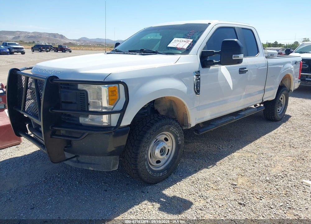 2017 FORD F-250 VIN: 1FT7X2B68HEF18251