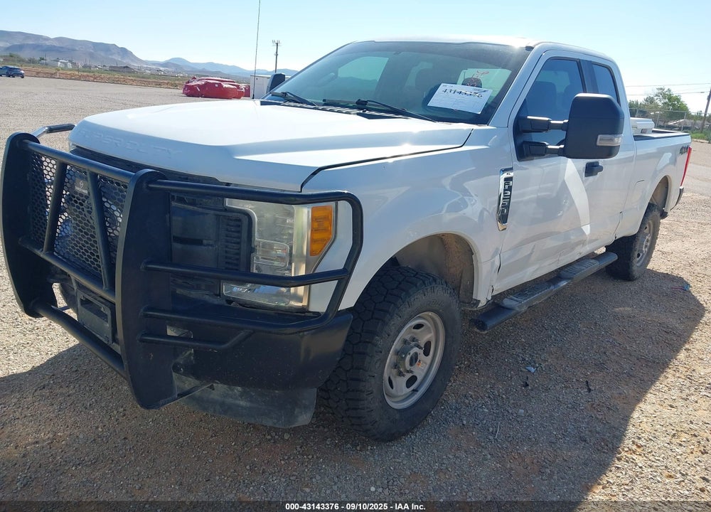 2017 FORD F-250 VIN: 1FT7X2B61HEF18222