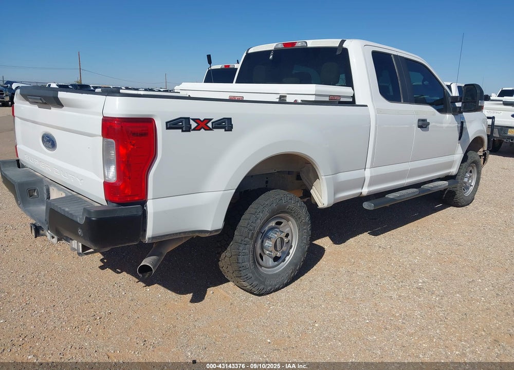 2017 FORD F-250 VIN: 1FT7X2B61HEF18222
