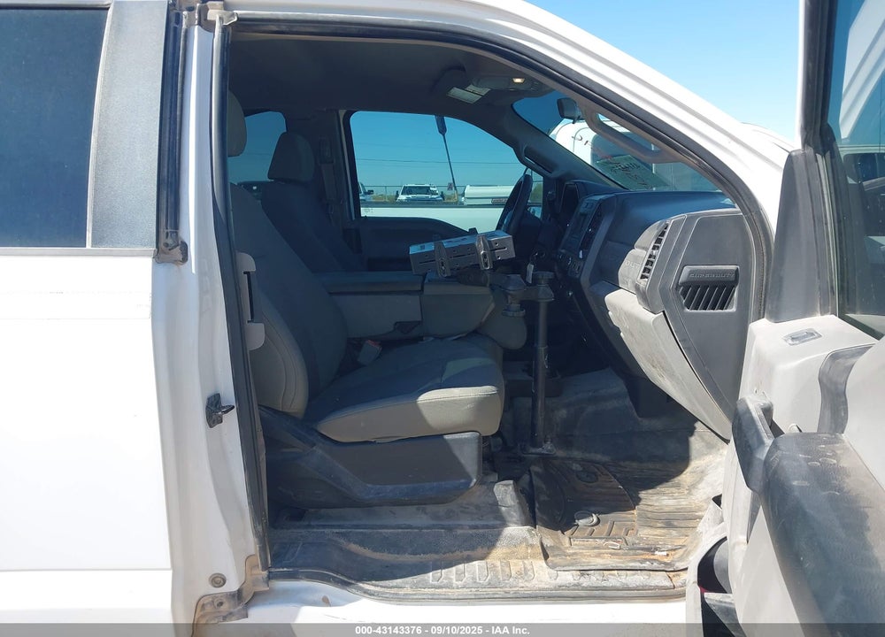 2017 FORD F-250 VIN: 1FT7X2B61HEF18222