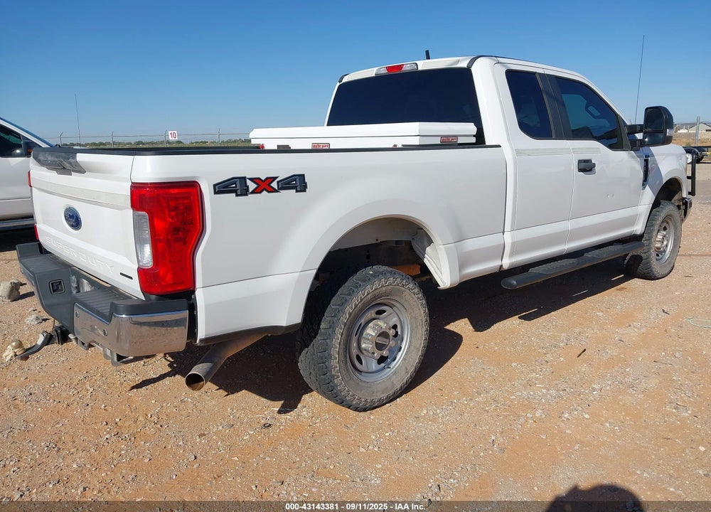 2017 FORD F-250 VIN: 1FT7X2B64HEF20448