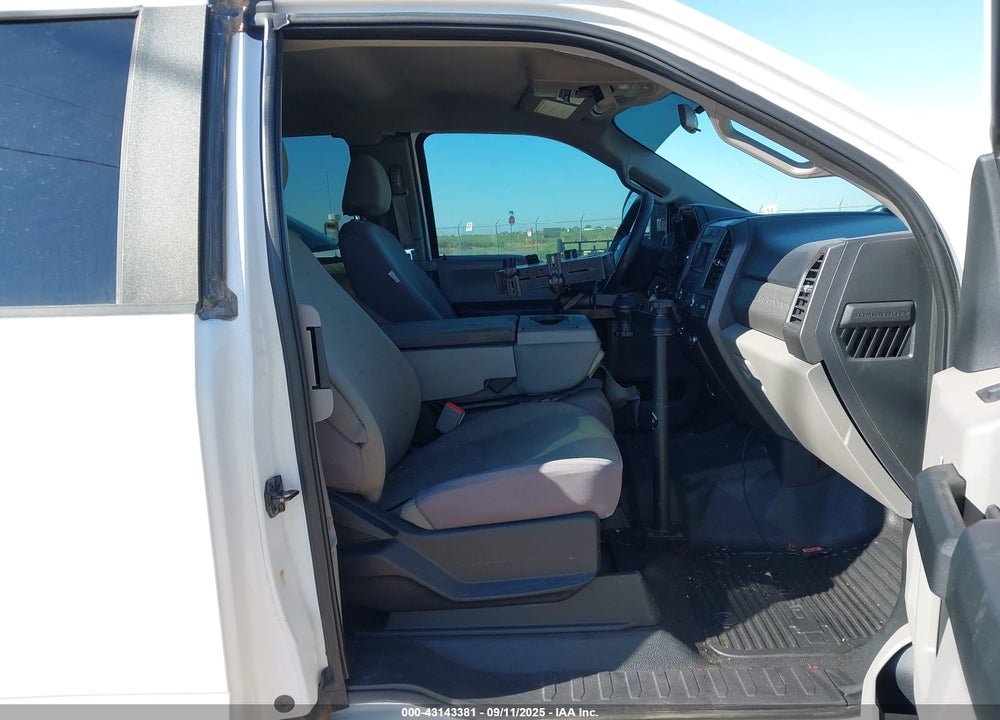 2017 FORD F-250 VIN: 1FT7X2B64HEF20448