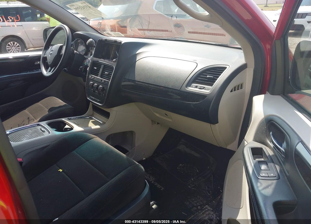 2012 DODGE GRAND CARAVAN VIN: 2C4RDGCG0CR377774