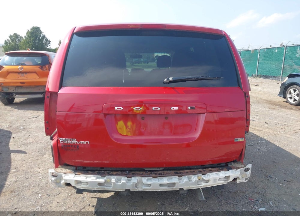 2012 DODGE GRAND CARAVAN VIN: 2C4RDGCG0CR377774