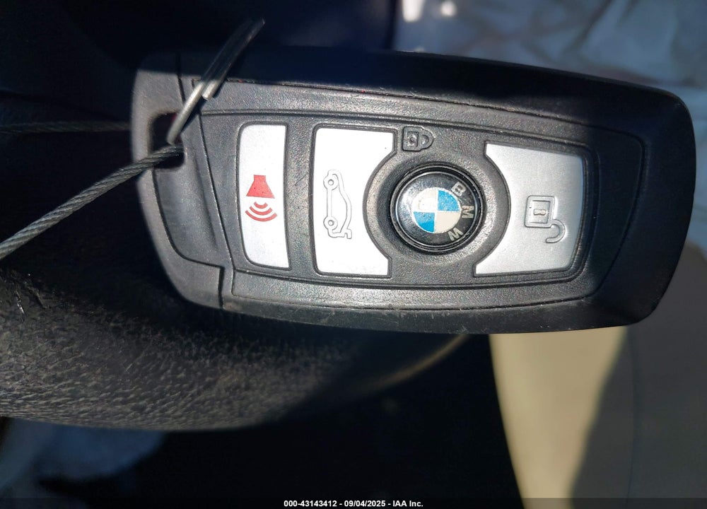 2017 BMW 320I XDRIVE VIN: WBA8E5G57HNU22393