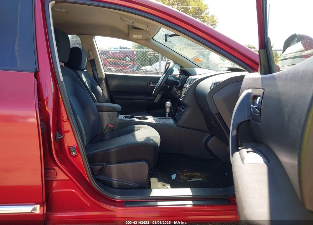 2013 NISSAN ROGUE VIN: JN8AS5MVXDW621108