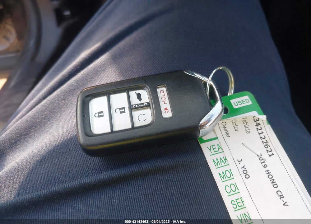 2019 HONDA CR-V VIN: 2HKRW2H8XKH636992