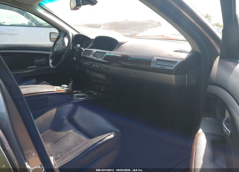 2006 BMW 750LI VIN: WBAHN83566DT63377