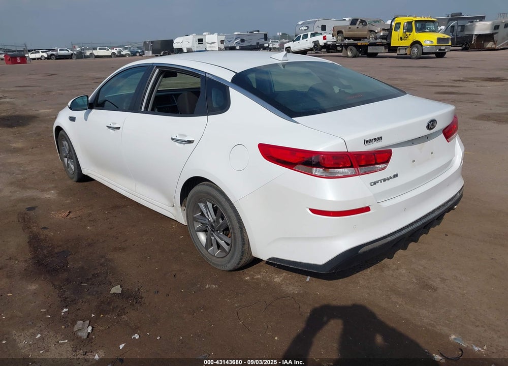 2019 KIA OPTIMA VIN: 5XXGT4L35KG349532