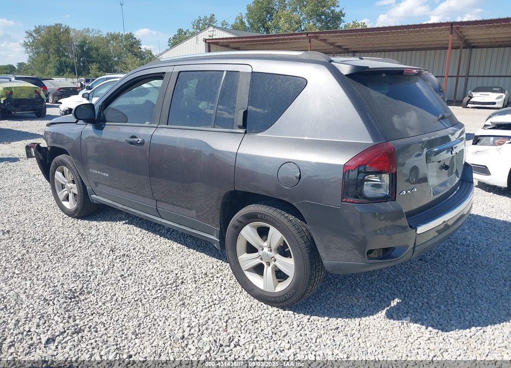 2015 JEEP COMPASS VIN: 1C4NJDEB2FD184928