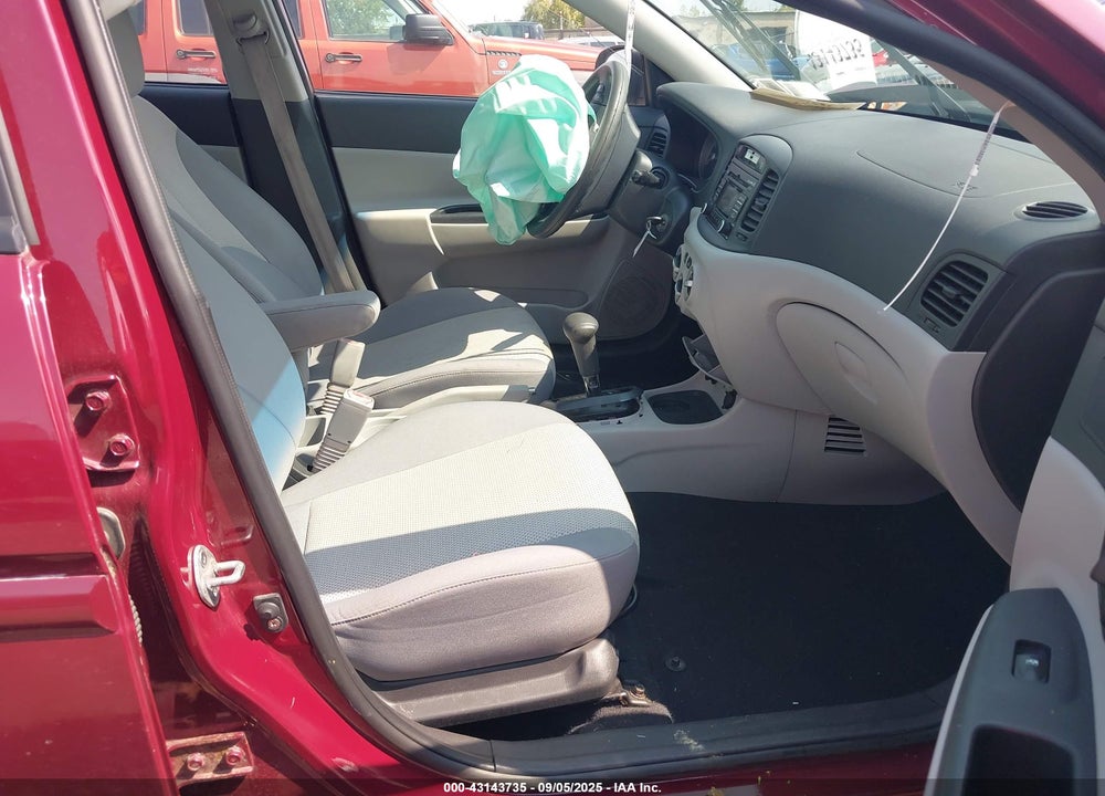 2010 HYUNDAI ACCENT VIN: KMHCN4AC8AU408654