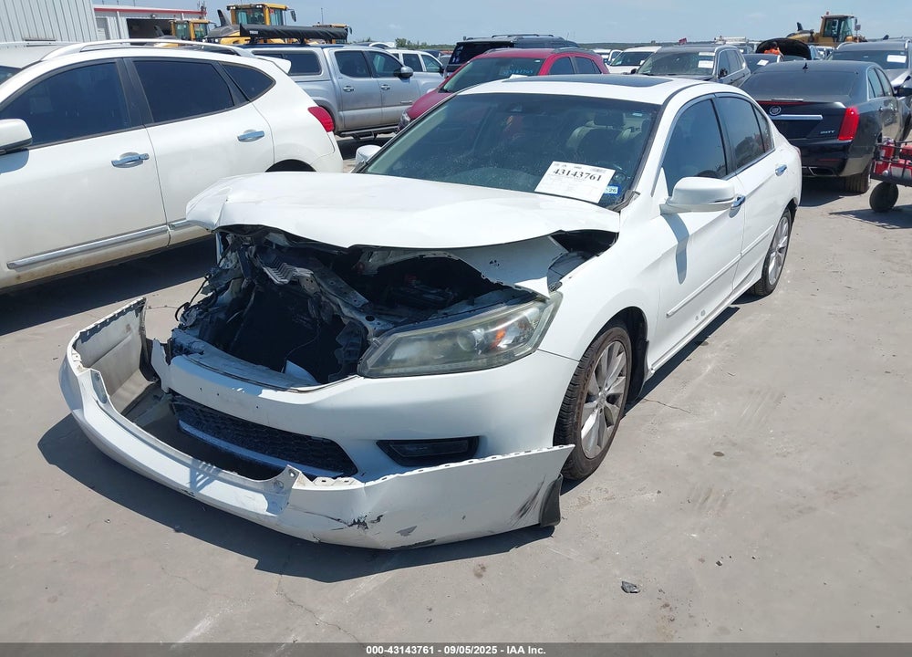2014 HONDA ACCORD VIN: 1HGCR2F82EA054852