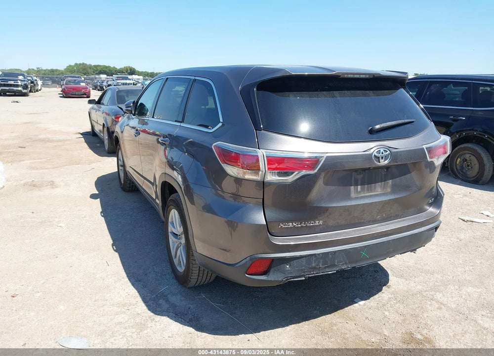 2014 TOYOTA HIGHLANDER LE VIN: 5TDZARFH4ES008340