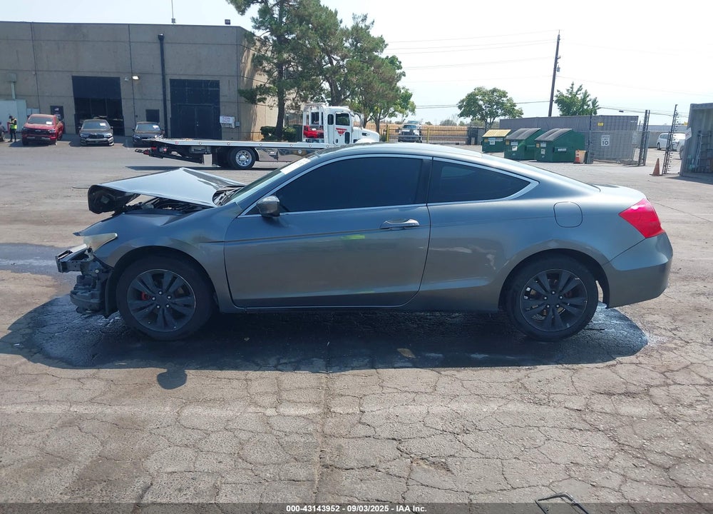 2011 HONDA ACCORD VIN: 1HGCS1B32BA008541