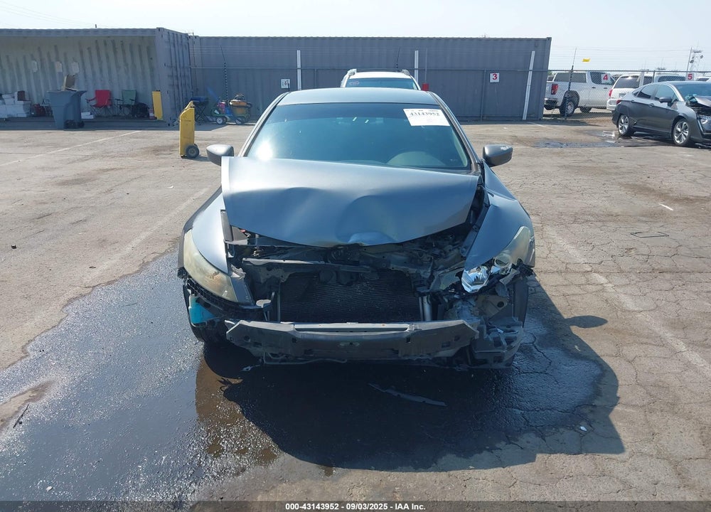 2011 HONDA ACCORD VIN: 1HGCS1B32BA008541