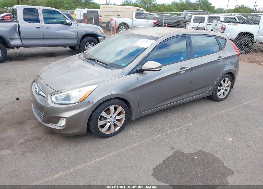 2014 HYUNDAI ACCENT VIN: KMHCU5AE7EU164303
