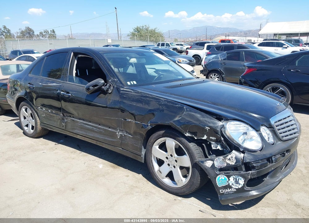 2007 MERCEDES-BENZ E 550 VIN: WDBUF72X47B074442