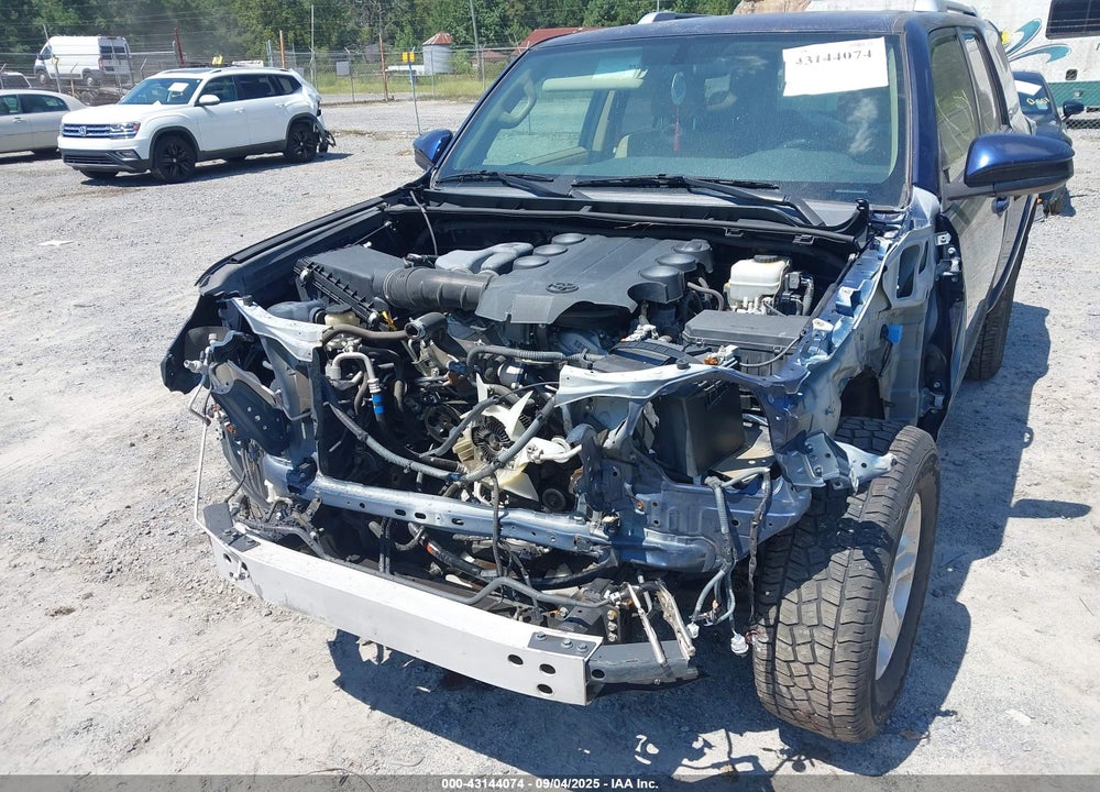 2014 TOYOTA 4RUNNER VIN: JTEZU5JR8E5069532