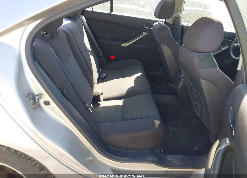 2007 PONTIAC G6 VIN: 1G2ZG58N074160421