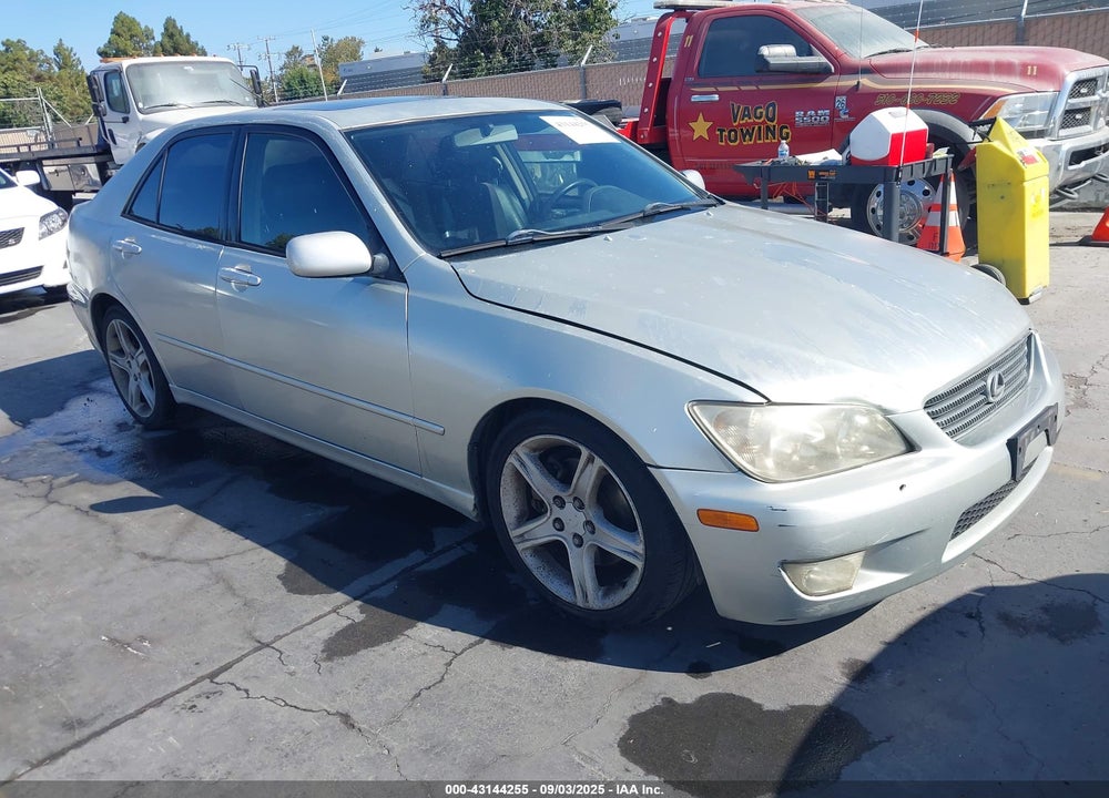 2001 LEXUS IS 300 VIN: JTHBD182310017853