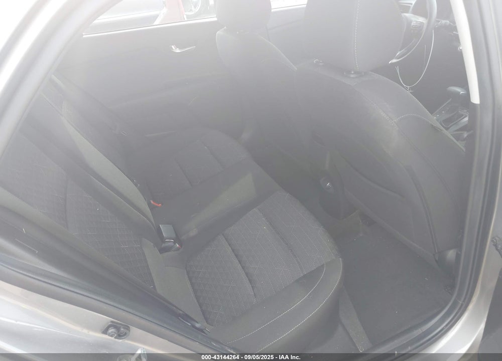 2023 KIA RIO 5-DOOR S VIN: 3KPA25AD7PE588901