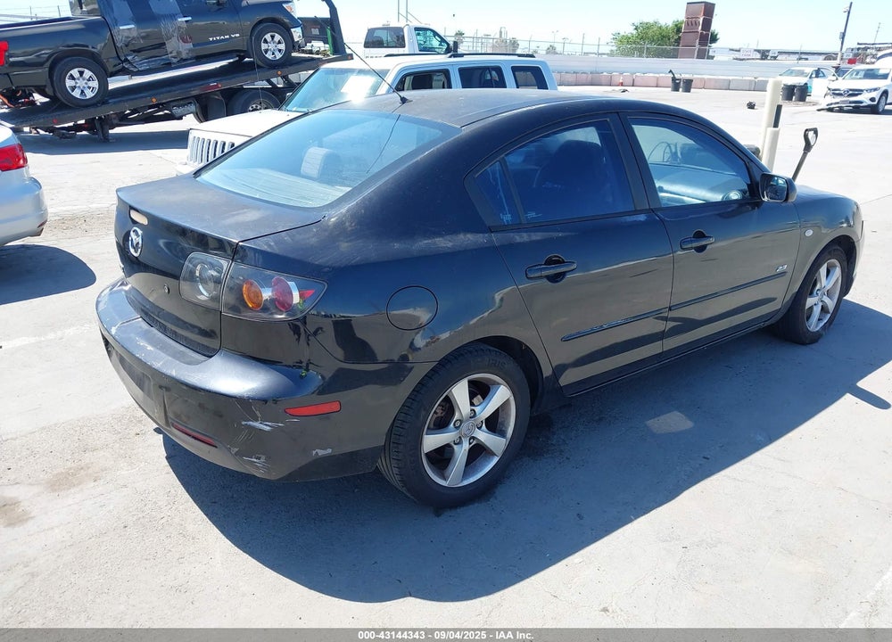 2006 MAZDA 3 S VIN: JM1BK324561420277