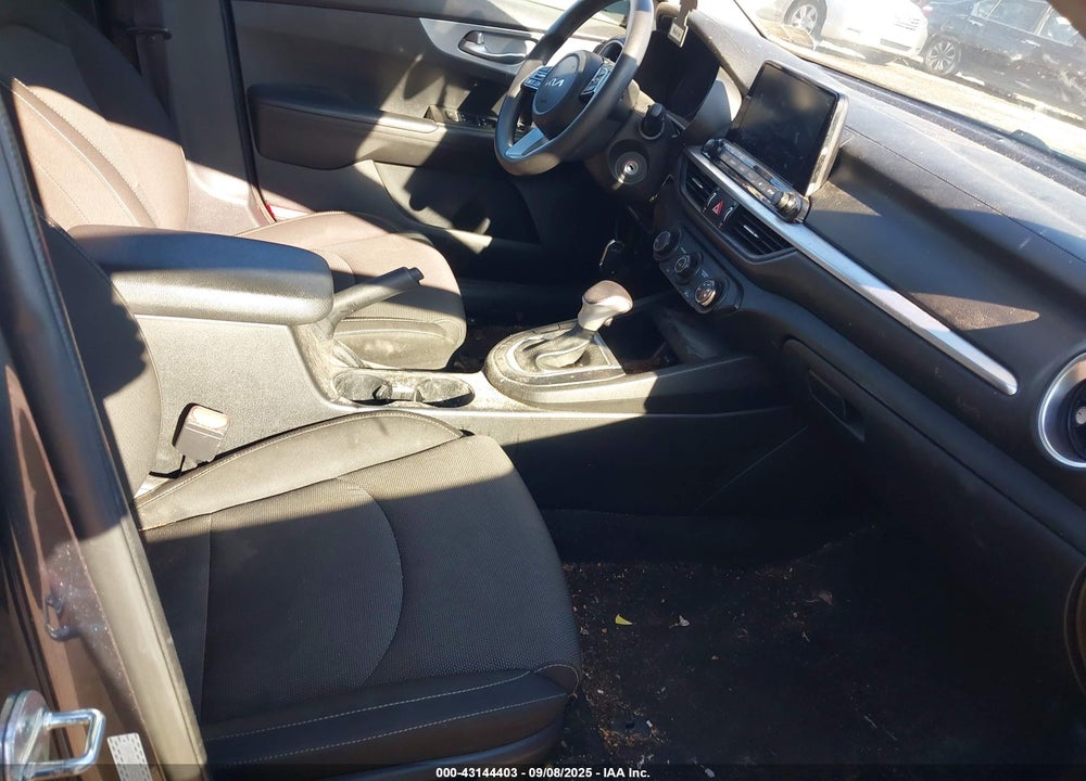 2023 KIA FORTE LXS VIN: 3KPF24AD3PE525763