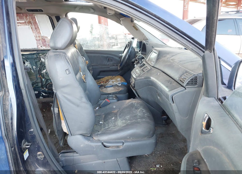 2005 ODYSSEY HONDA  TOURING VIN: 5FNRL38885B062510