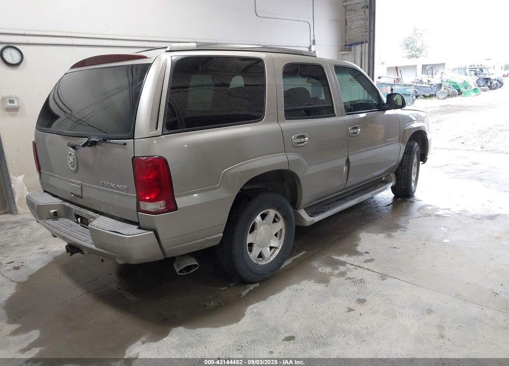 2002 CADILLAC ESCALADE STANDARD VIN: 1GYEK63N02R286600