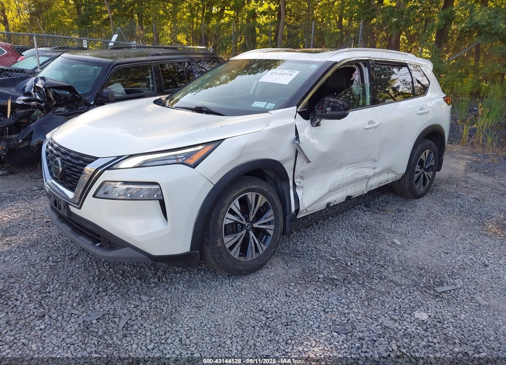 2021 NISSAN ROGUE SV INTELLIGENT AWD VIN: 5N1AT3BB4MC750108