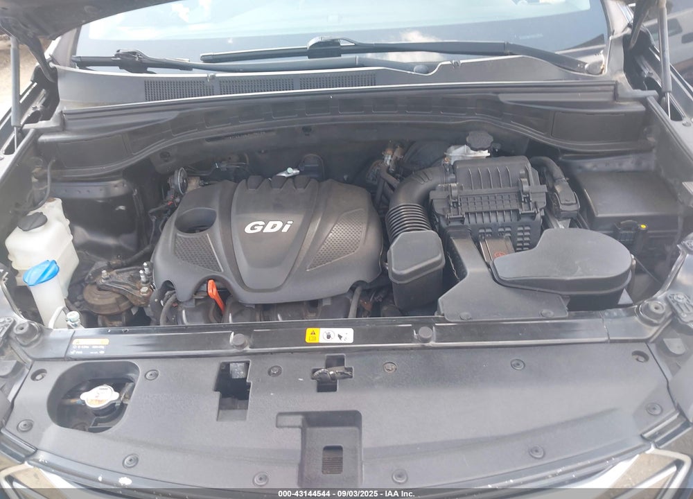 2016 HYUNDAI SANTA FE VIN: 5XYZUDLB9GG336279