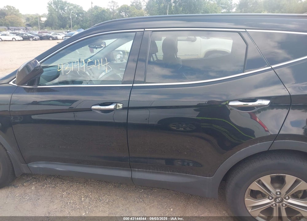 2016 HYUNDAI SANTA FE VIN: 5XYZUDLB9GG336279