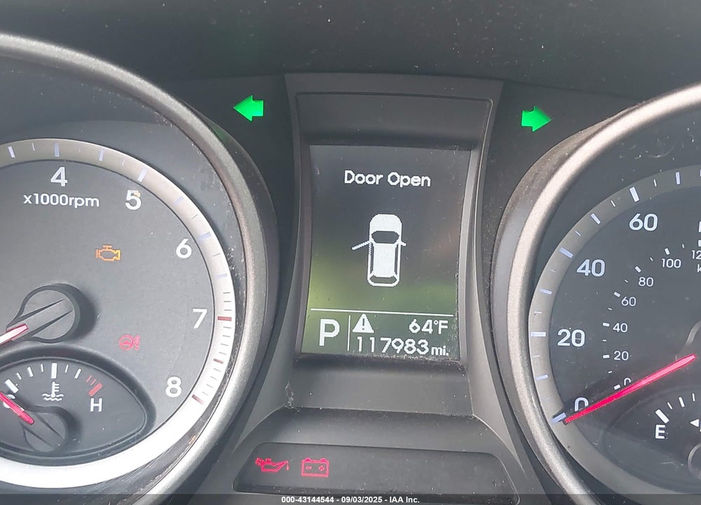 2016 HYUNDAI SANTA FE VIN: 5XYZUDLB9GG336279