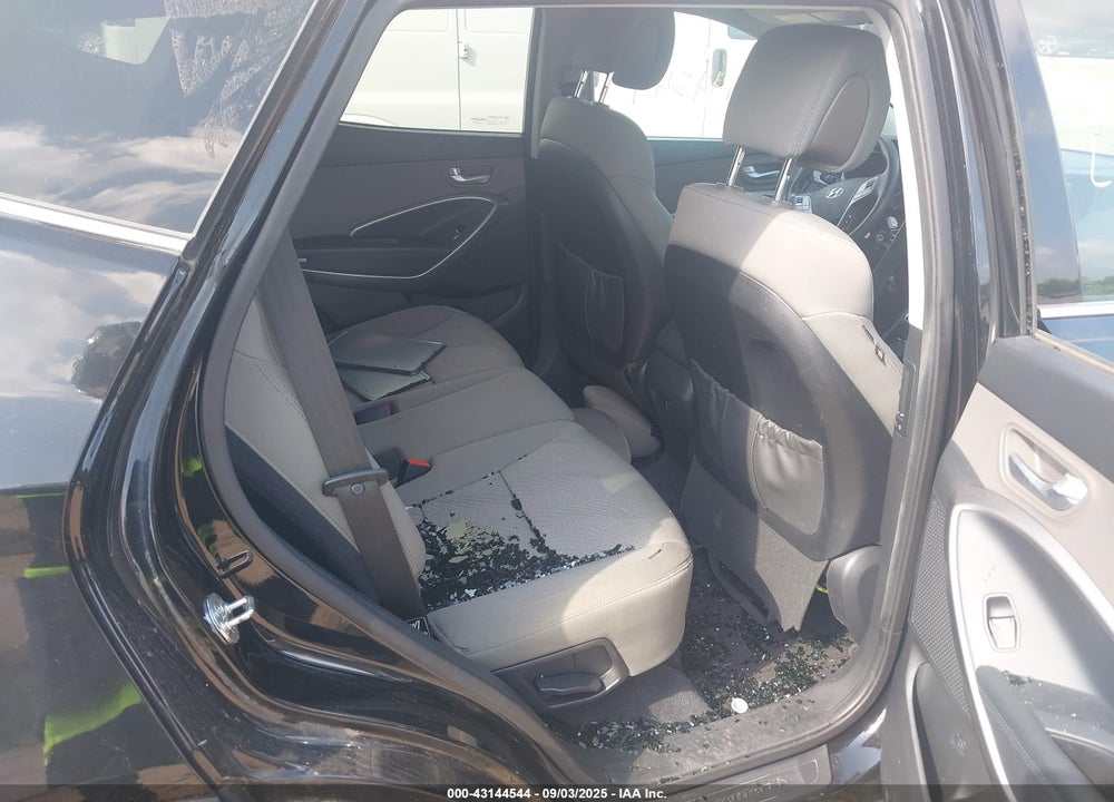 2016 HYUNDAI SANTA FE VIN: 5XYZUDLB9GG336279