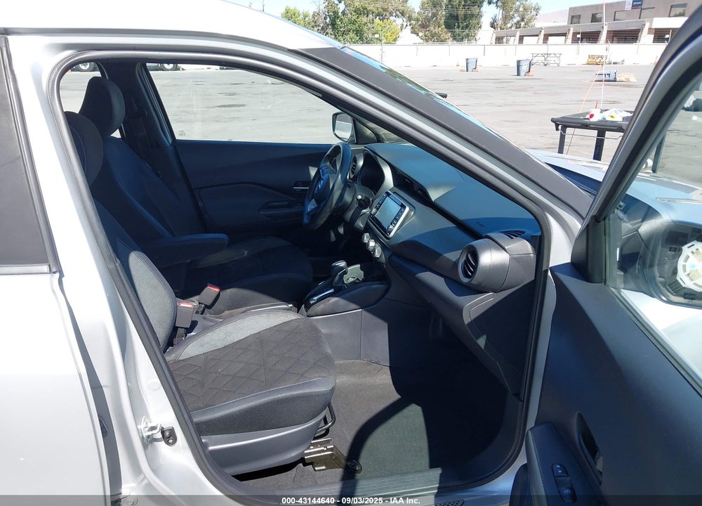 2019 NISSAN KICKS S VIN: 3N1CP5CU3KL548085