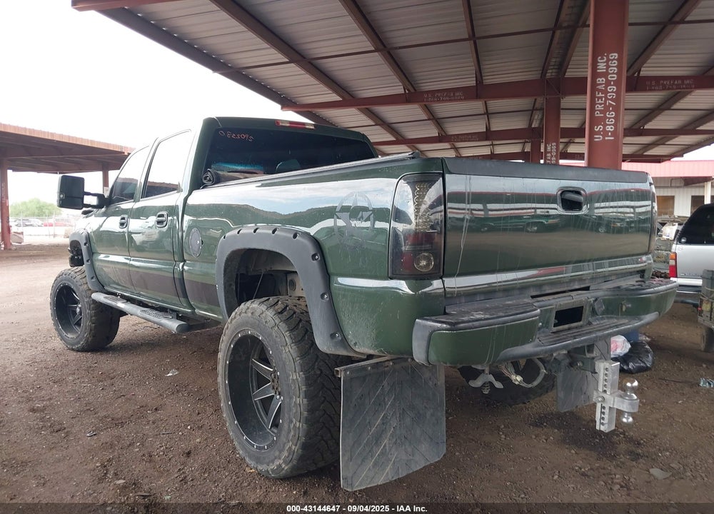 2005 GMC SIERRA 2500HD SLT VIN: 1GTHK23215F886551