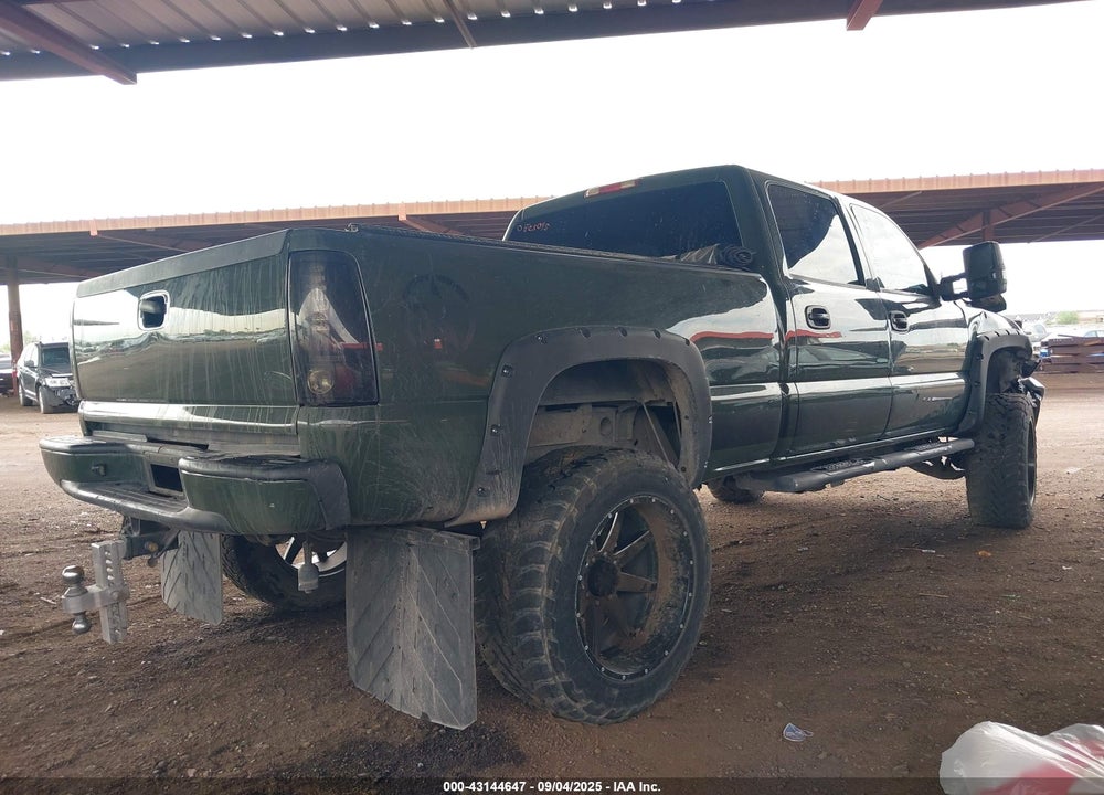 2005 GMC SIERRA 2500HD SLT VIN: 1GTHK23215F886551