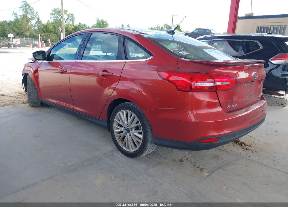 2018 FORD FOCUS VIN: 1FADP3J2XJL294348