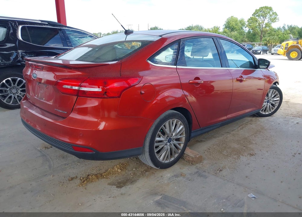 2018 FORD FOCUS VIN: 1FADP3J2XJL294348