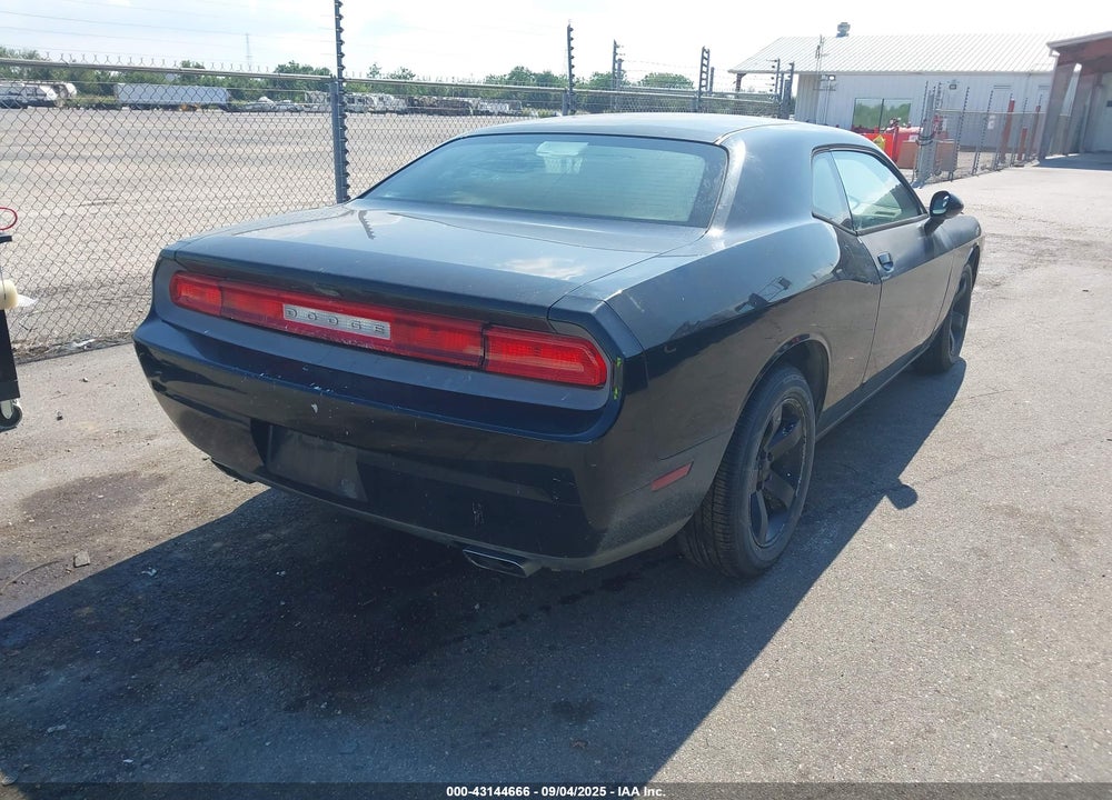 2013 DODGE CHALLENGER SXT VIN: 2C3CDYAG1DH693727