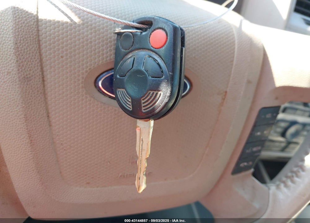 2011 FORD ESCAPE VIN: 1FMCU9D77BKB72705